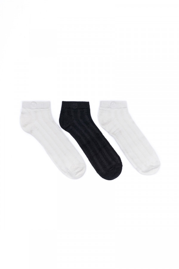 1 People - Modal Cable-Knit Ankle Socks - 2 White & 1 Black