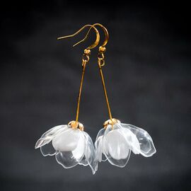 Upcycle with Jing - Clear & White Double-Flower Drop Earrings