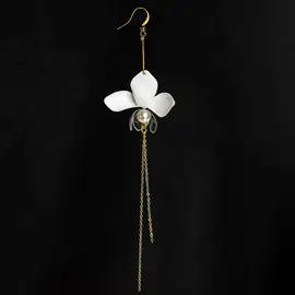 Upcycle with Jing - White Orchid Drip Earrings