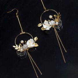 Upcycle with Jing - Floral Garland Drip Earrings