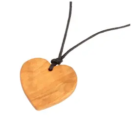 fesch & fair - necklace with olive wood heart